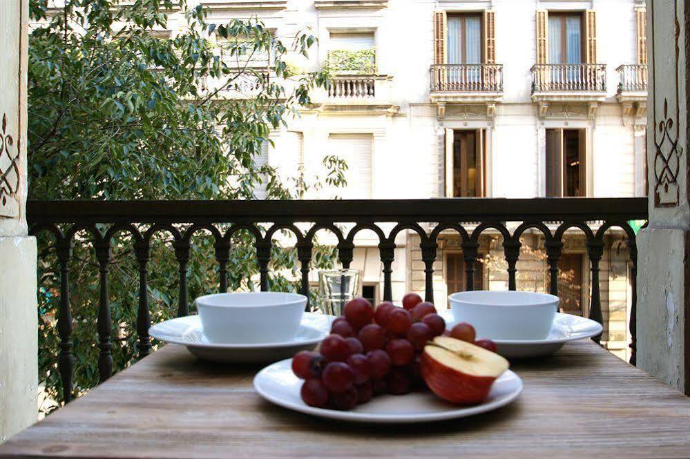 Paseo De Gracia Apartments Barcelona Bagian luar foto