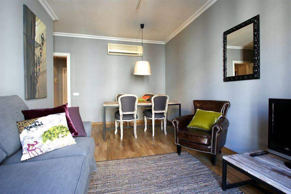 Paseo De Gracia Apartments Barcelona Bagian luar foto